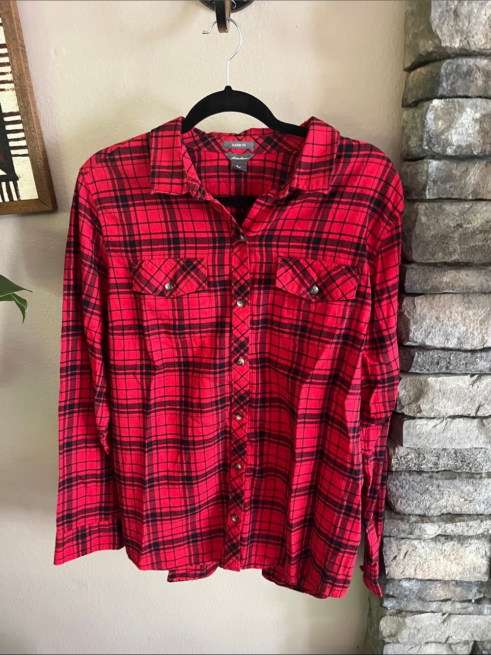 Eddie Bauer Red & Black Plaid Button-Down Shirt womens sizeXL
